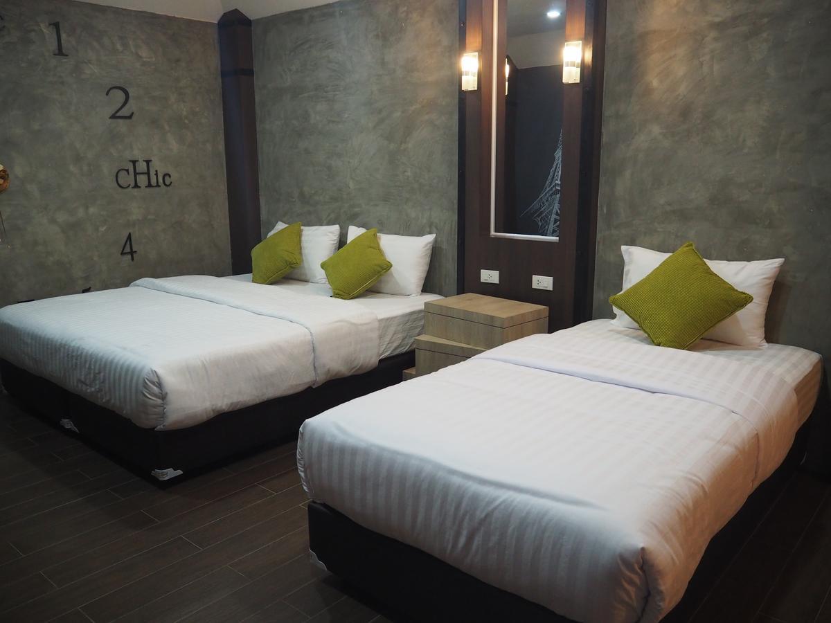 The Chic 101 Hotel Selaphum Exterior photo
